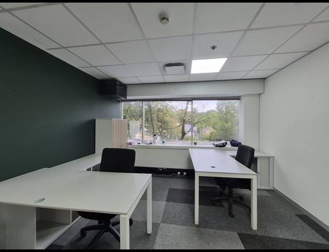30M² OFFICE TO LET IN ROSEBANK